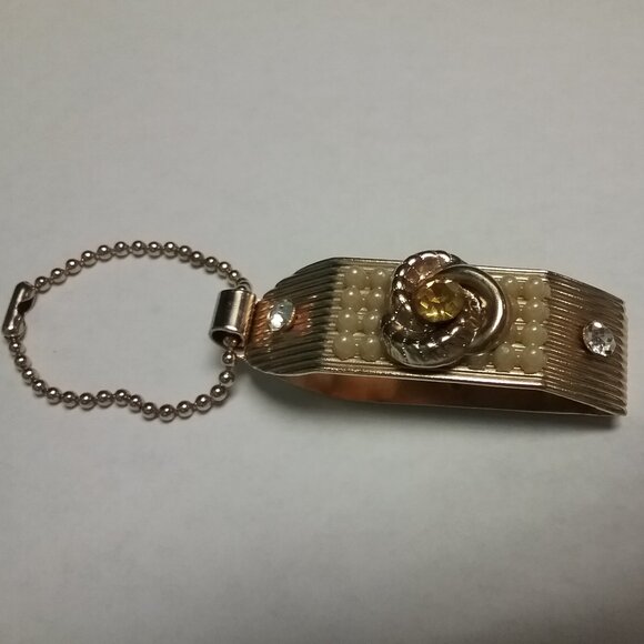 Vintage Gold Tone Glove Clip with Chain 1950's - Picture 5 of 7